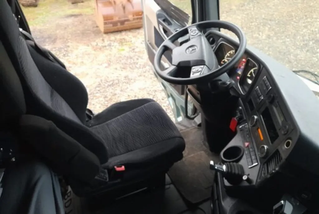 Cap tractor Mercedes Actros 1845 2014 18 0 tone 26 900 eur