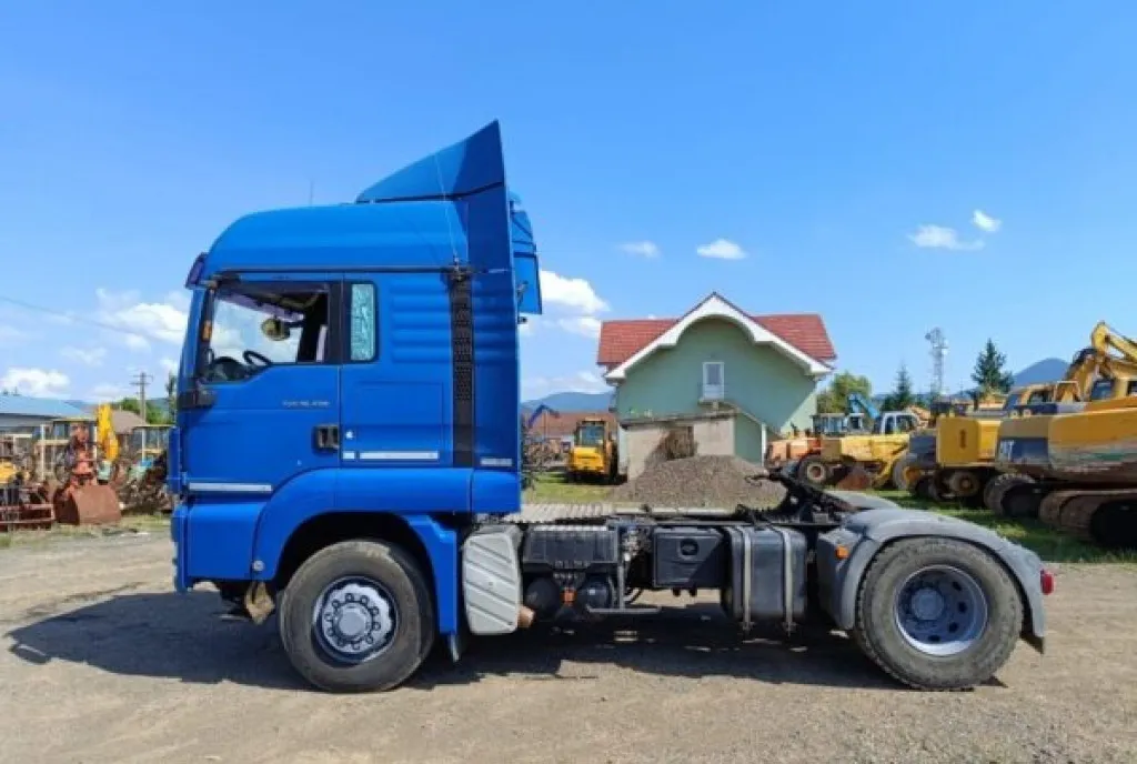 Cap tractor MAN TGS 18 400 4x4 2010 8 0 tone 15 900 eur