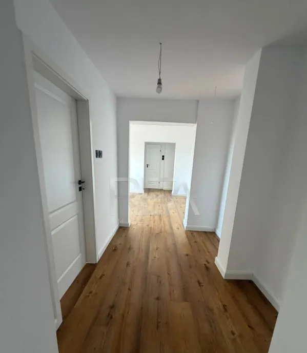 3 camere et 5/10 renovat 74mp bloc 1980 Drumul Taberei