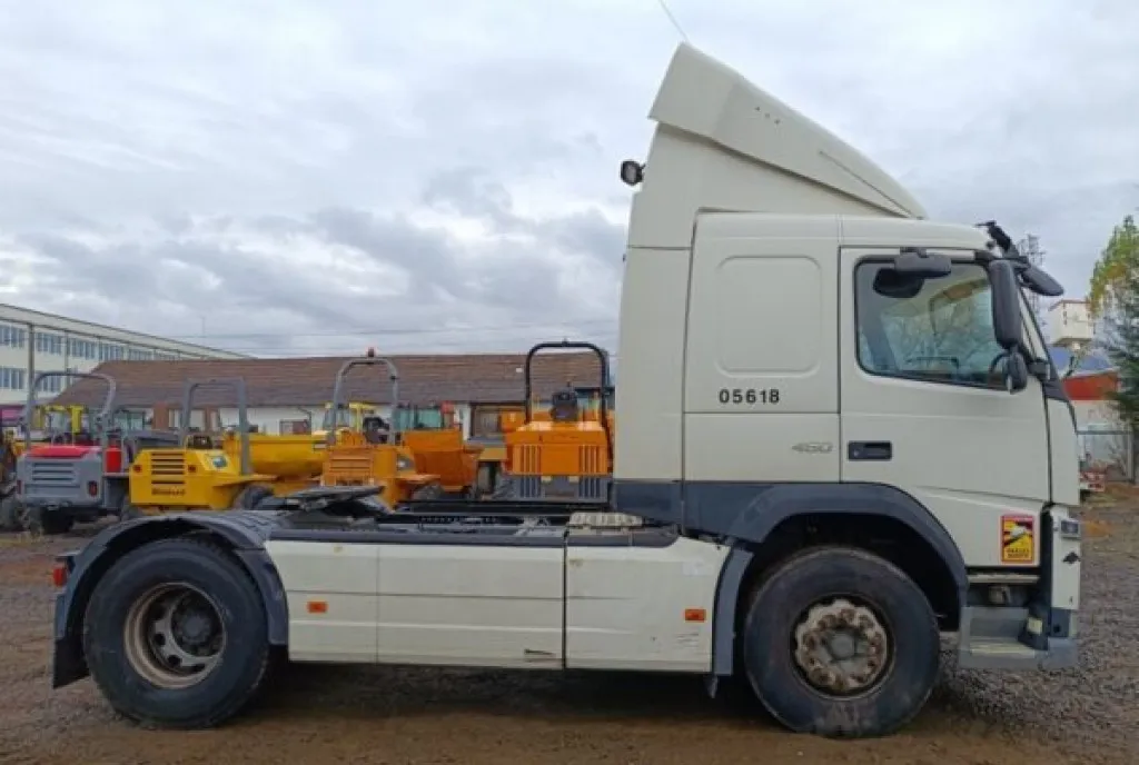 Cap tractor Volvo FM450 2015 9 5 tone 15 900 eur