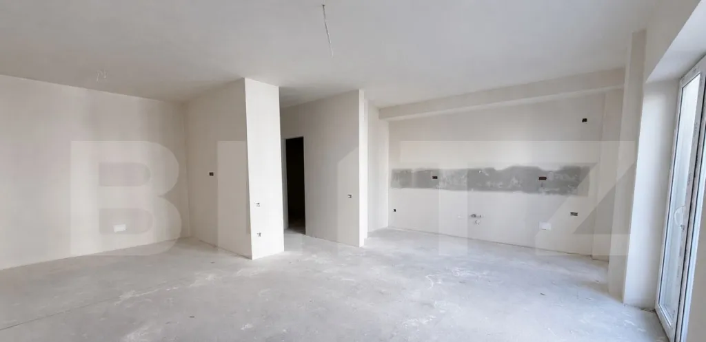 Apartament 1 camera 42 mp parcare subterana zona Baciu