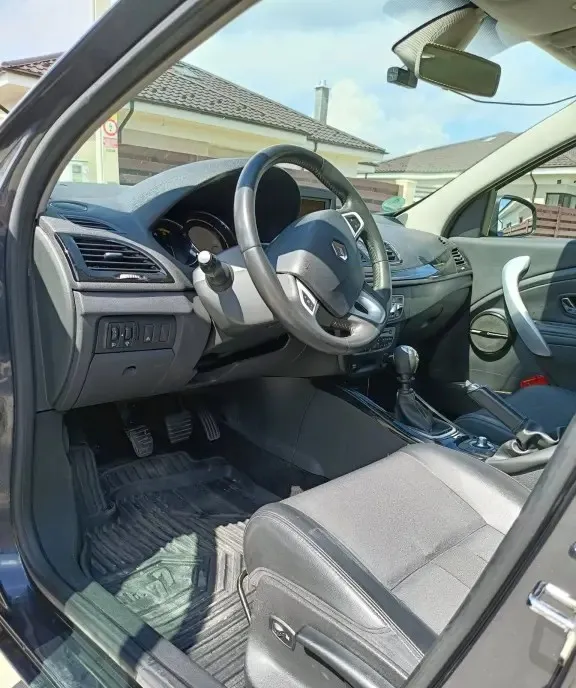 Megane 3 BOSE 2012 3 999 eur