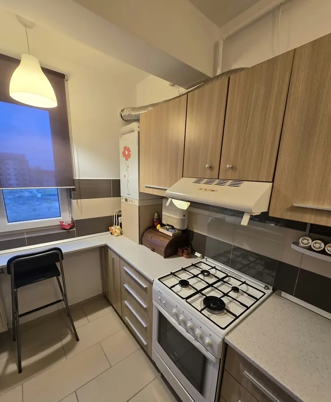 Prelungirea Ghencea apartament 2 camere 60 mp bloc 2010