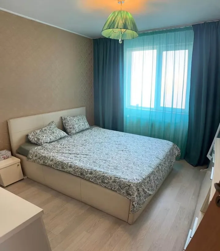 Berceni 4 camere 89 mp 2 grupuri sanitare bloc anvelopat