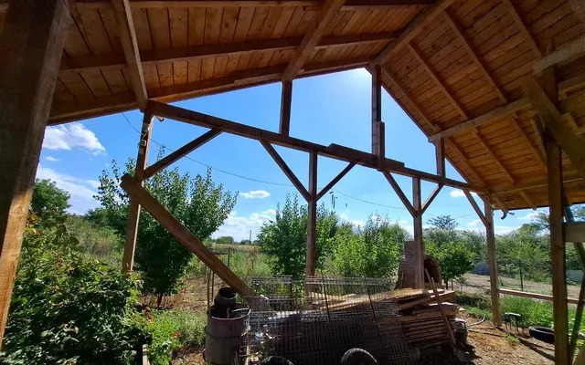 Casa noua pe structura de lemn teren 1200 mp - Schela Galati