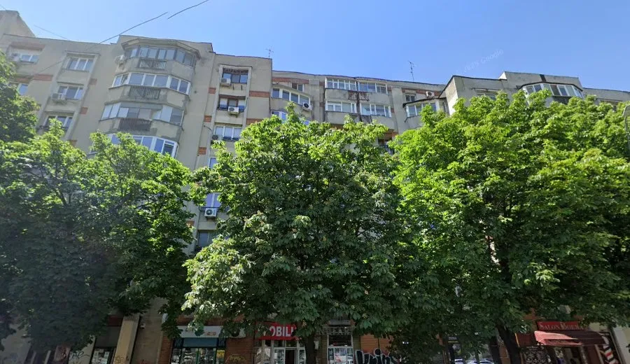 Piata Iancului Mihai Bravu 1988 et 2 decomandat 200 m Metrou