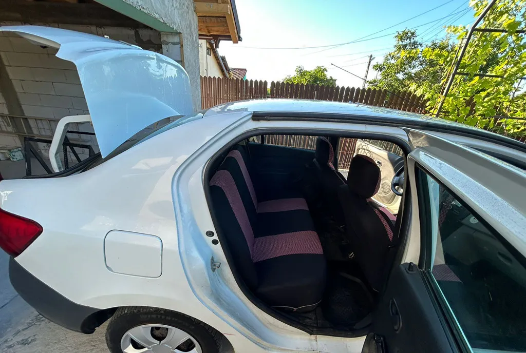 Logan 2 2013 1 2 Benzina 1 800 eur