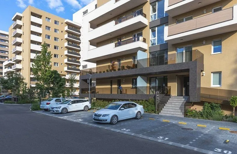 Doua camere open space Urban Plaza terasa parcare etaj 7