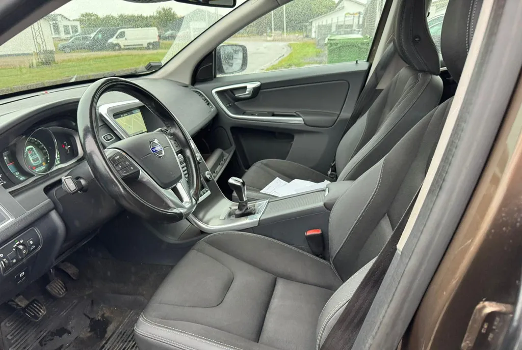 Volvo X C 60 2 0 8 500 eur