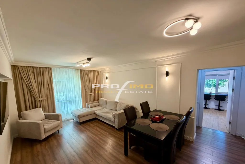 Faleza Nord apartament 3 camere decomandat parter inalt