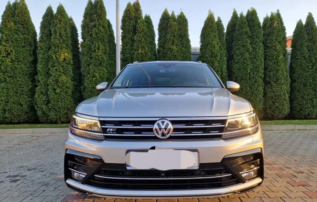 VW Tiguan R-Line 2 0 BiTDI 240 CP 4Motion DSG Panoramic HUD Piele 20 rdquo 25 990 eur