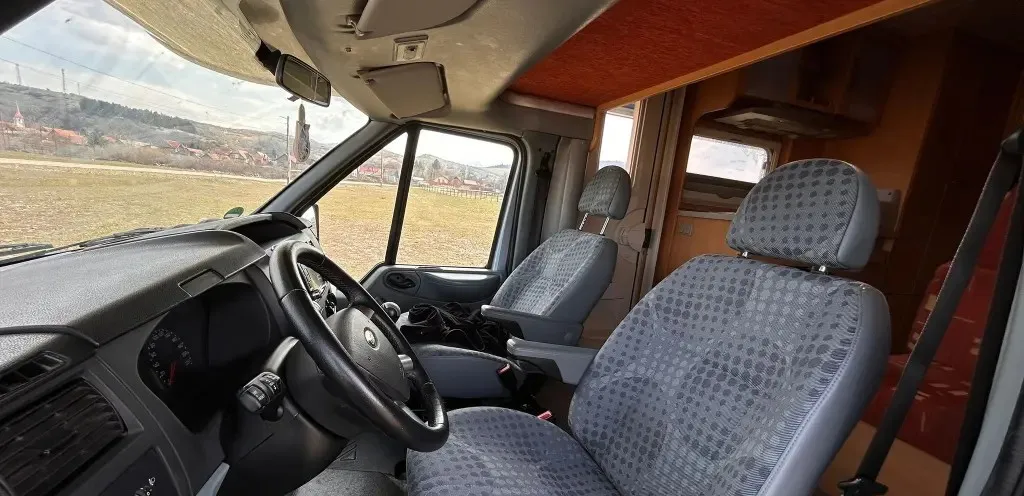 Autorulota Ford Tranzit 25 000 eur