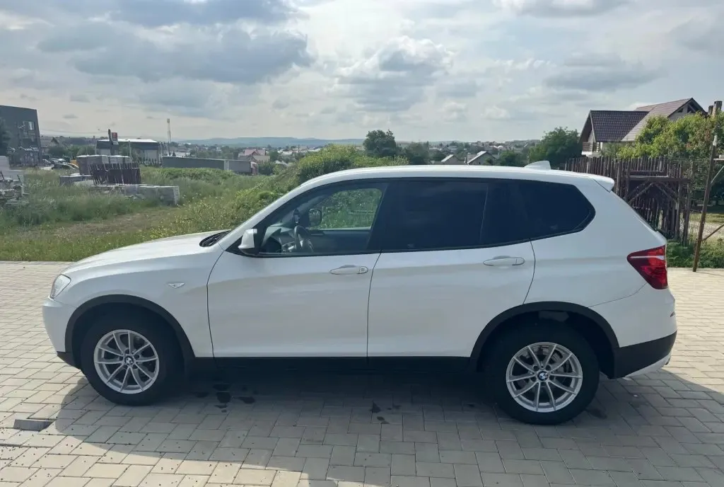 BMW X3 2013 Automat 9 500 eur