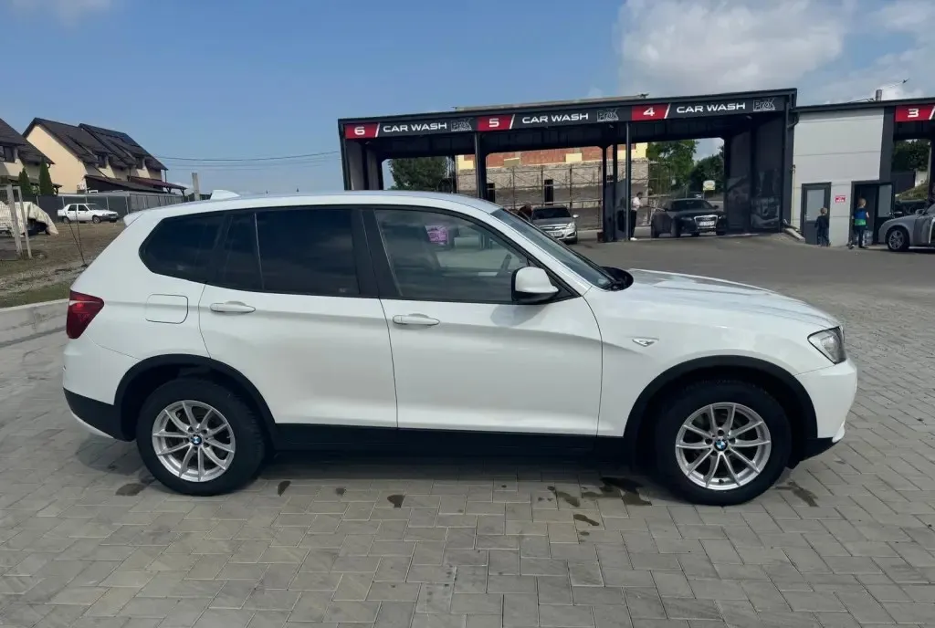 BMW X3 2013 Automat 9 500 eur