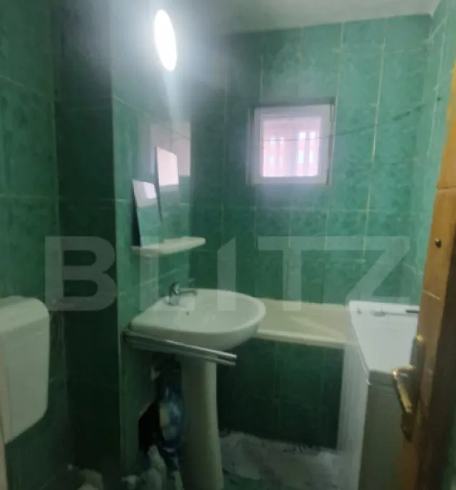 Apartament 3 camere pivnita mobilat si utilat se doreste