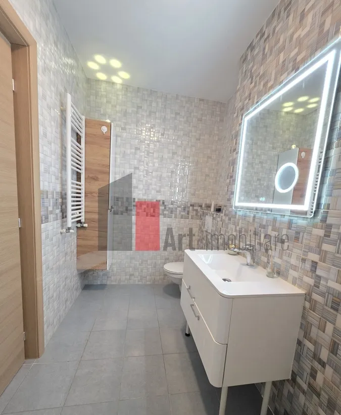 Vanzare apartament 3 camere Politehnica
