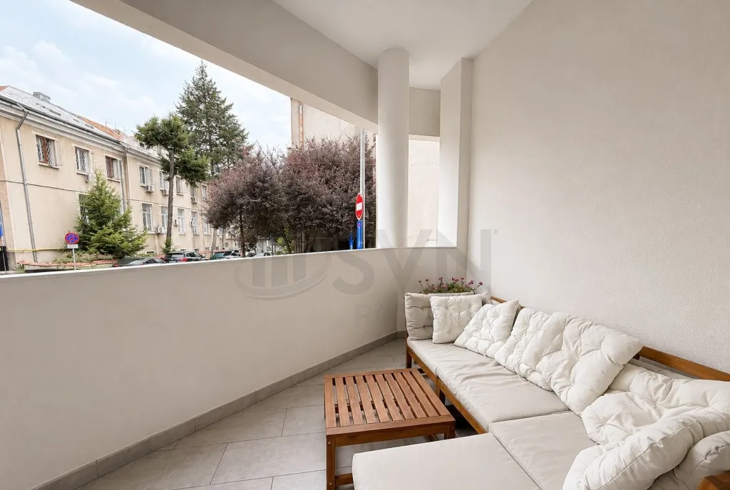 Polona Vila interbelica S P 2E Pod 500 mp