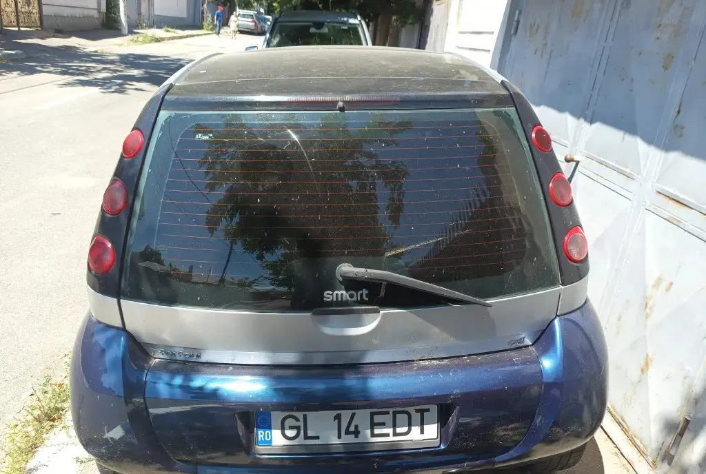Smart fourfor 2006 8 000 lei