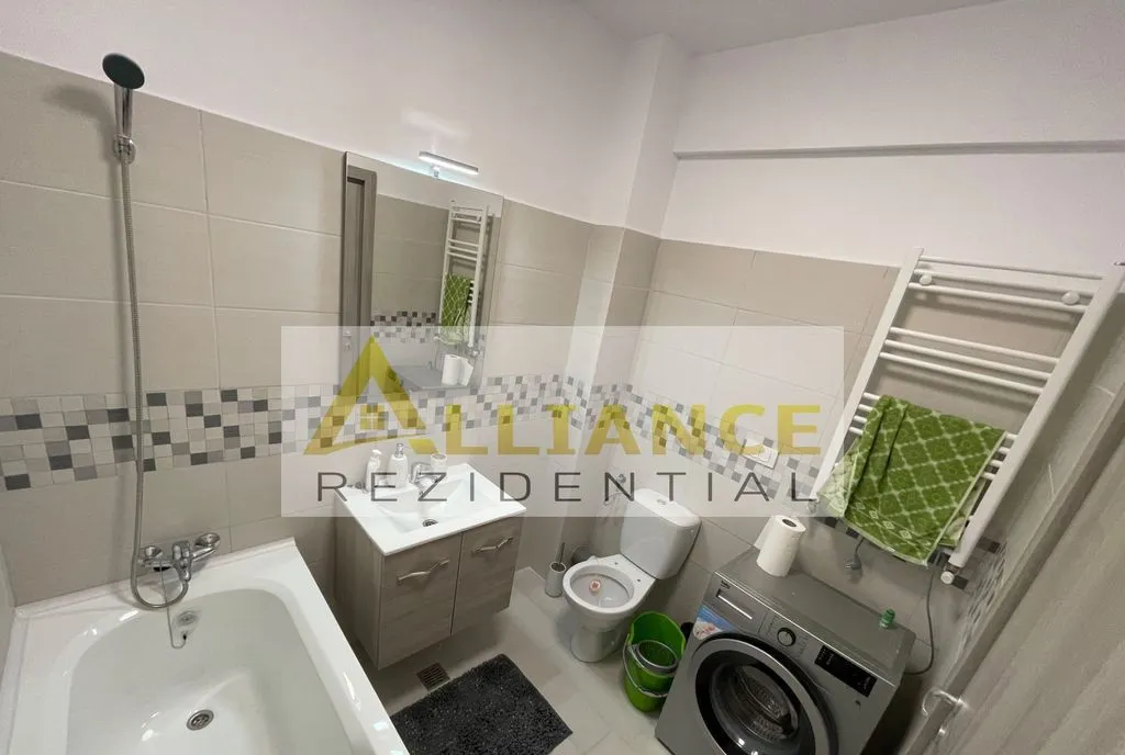 Apartament 2 camere decomandat langa pasarela pietonala
