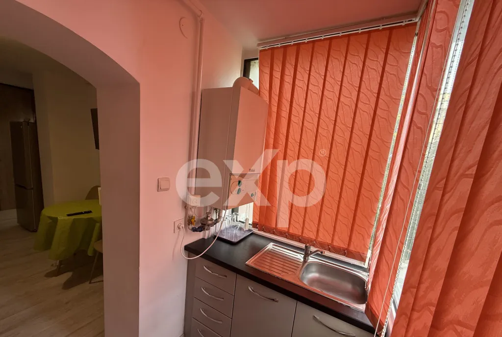 Apartament 2 camere transformat in 3 camere Central Eta