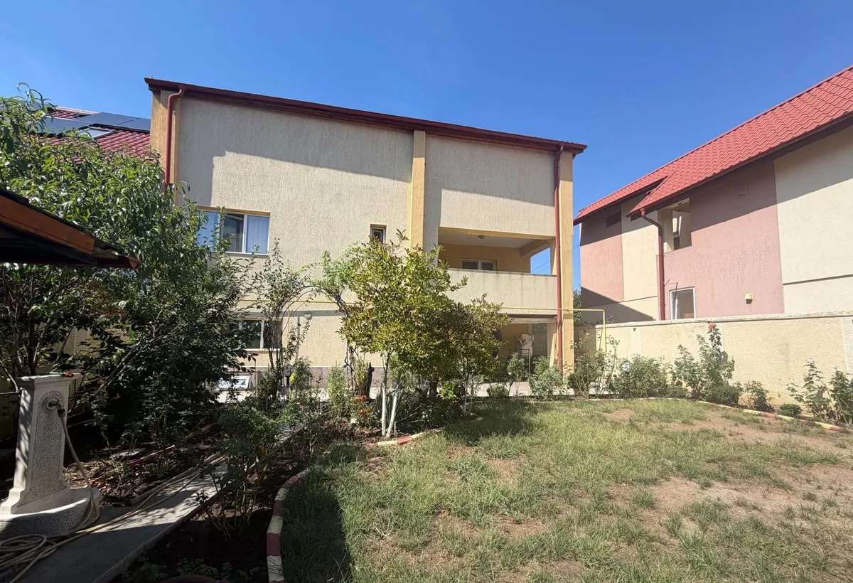 Casa P 1 M - Fundeni - garaj curte terase