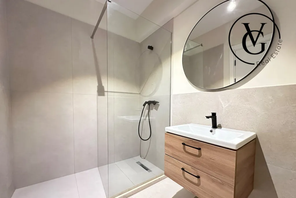Alezzi Odyssey Resort Premium 2 Camere Mobilat designe