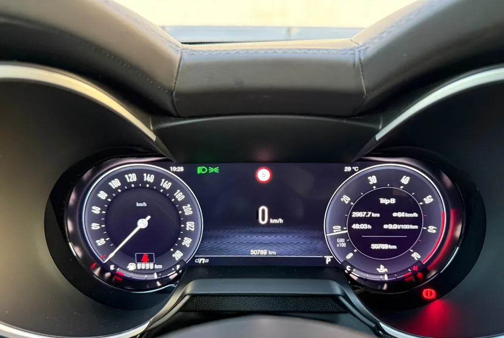 Alfa Romeo STELVIO 2 0 TURBO VELOCE 2024 50000 39 900 eur