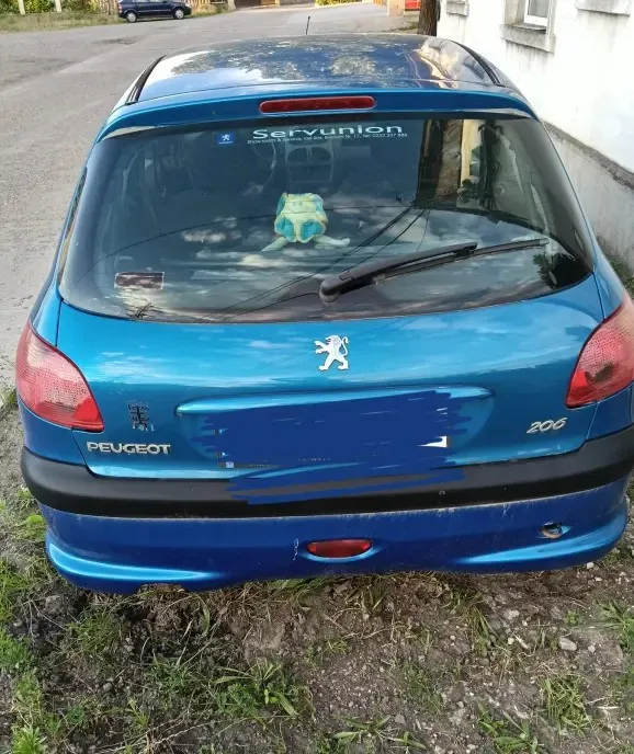 Peugeot 206 1 4 Benzina 2007 153 000 km 1 000 eur