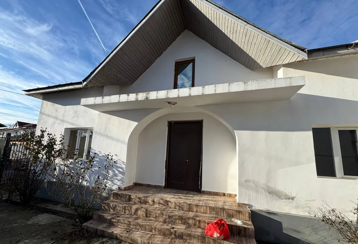 Targoviste casa teren generos reducere pret pana la 01 10 rate schimb