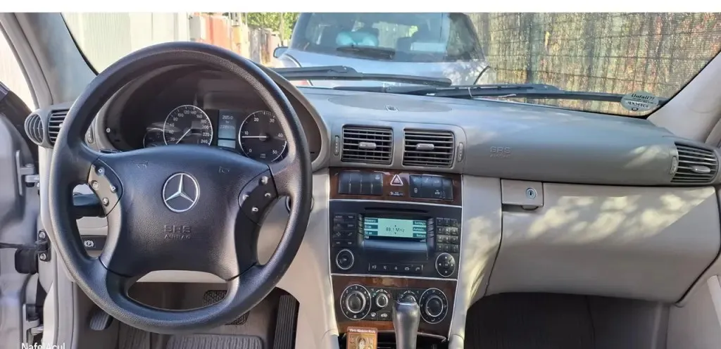 Mercedes-Benz C 220 CDI W203 Facelift Avantgarde ndash 150 CP ndash cutie automata 3 900 eur
