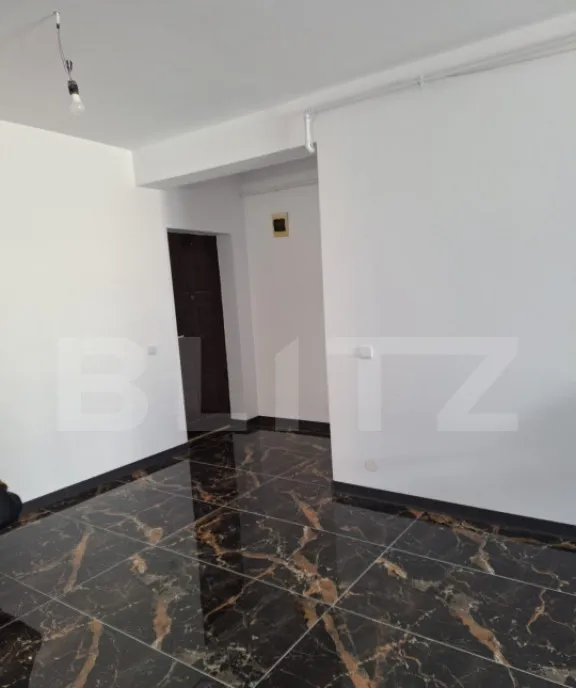 Apartament semidecomandat cu 2 camere 42 mp zona Stejarul