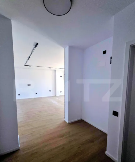 Apartament 2 camere terasa 22 mp 57 40 mp garaj Eroilor