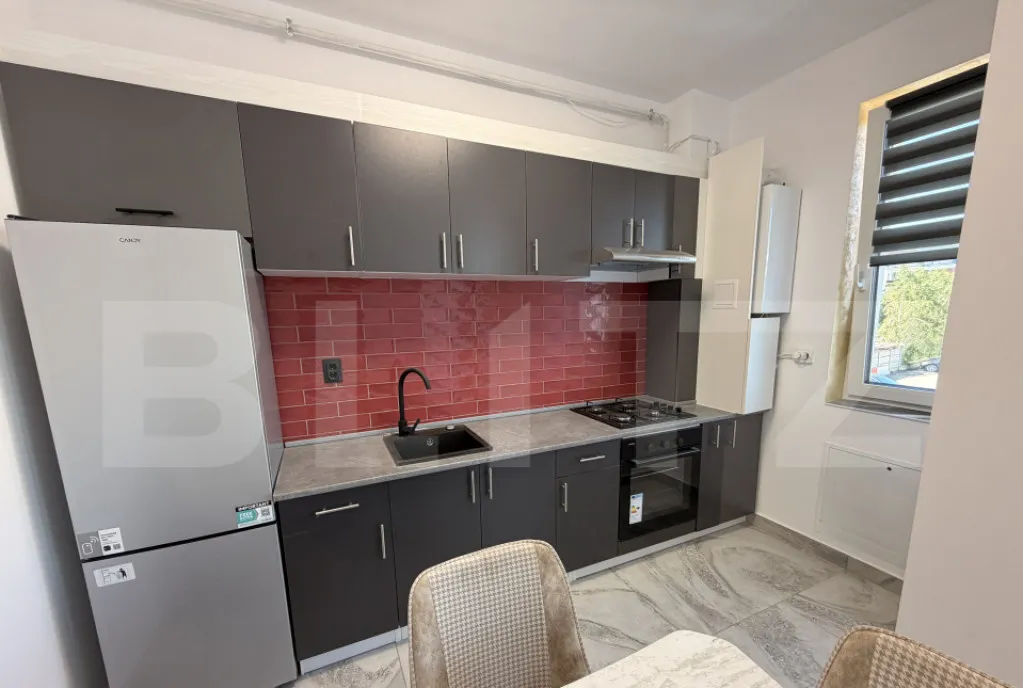 Apartament 2 camere 43 40 mp garaj zona Cetatii