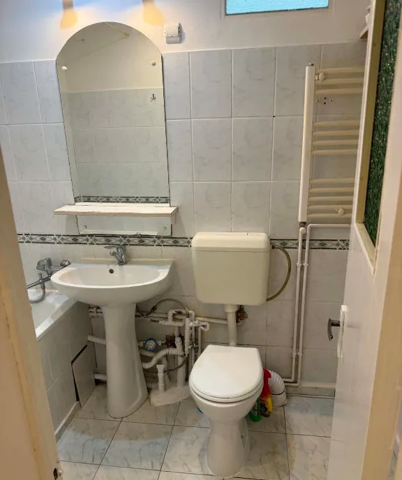 Garsoniera zona racadau str tampei