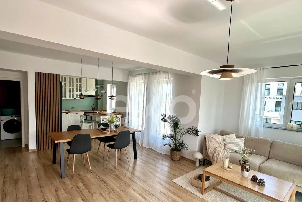 Penthouse 153 mp 98 utili 34 terasa Parcare 1200 Euro
