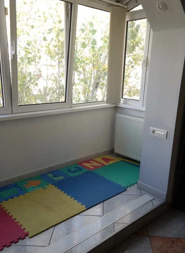 Berceni 5min Aparatorii Patriei decomandat parcare adp etaj 4/4 liber 01 10