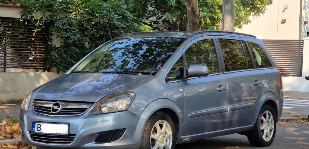 Opel Zafira B 12 2011 1 7 CDTi 110 CP Euro5 7 locuri RO 2 600 eur