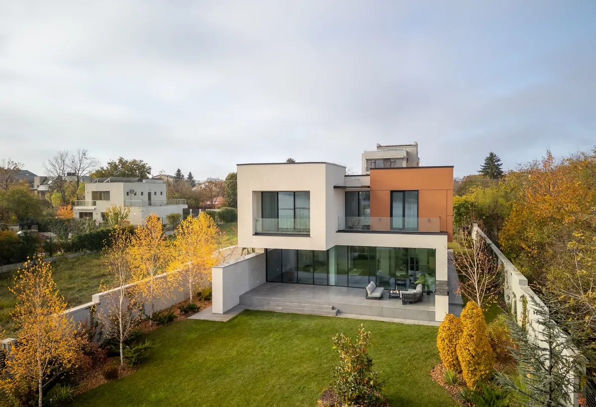 Sector 1 Smart Home nZEB spectaculoasa cu deschidere lac Bucuresti teren 2000mp