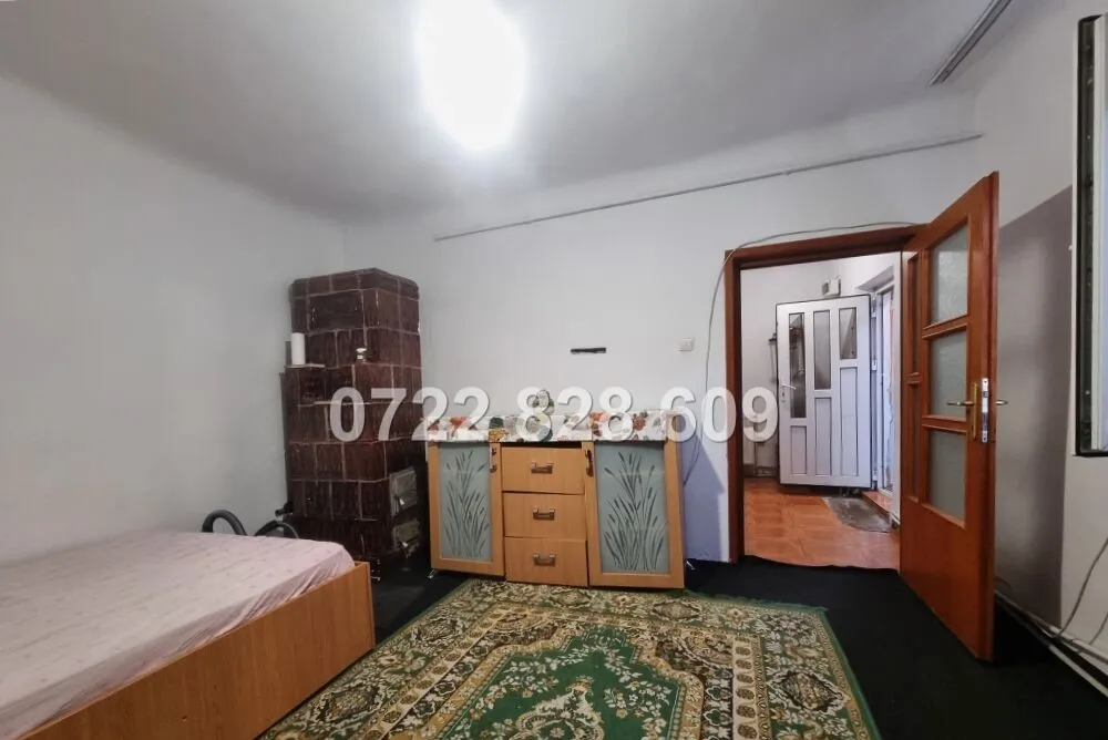 Bucuresti Magurele Str Caracal casa singur curte 2 corpuri