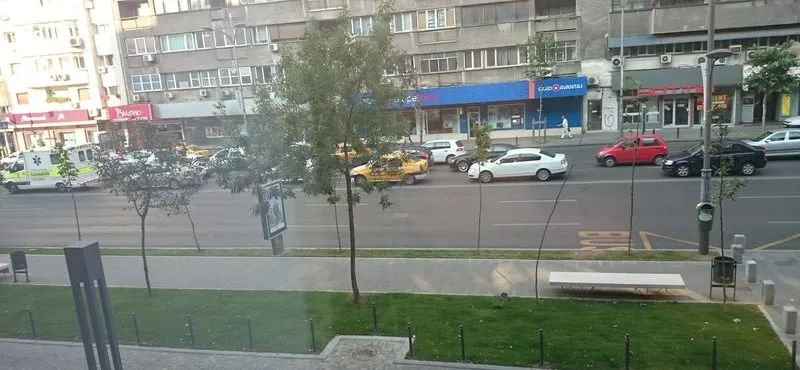 Magheru ultracentral particular
