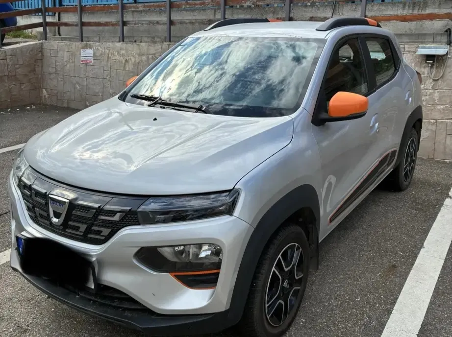 Dacia spring 2023 unic proprietar 9 500 eur