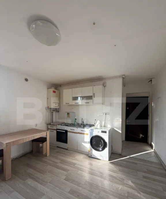 Garsoniera de vanzare 32 mp zona Ady Endre