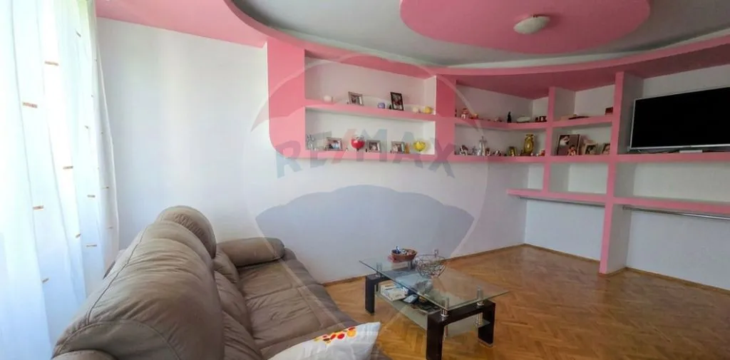 Vanzare Apartament 2 camere Sebastian