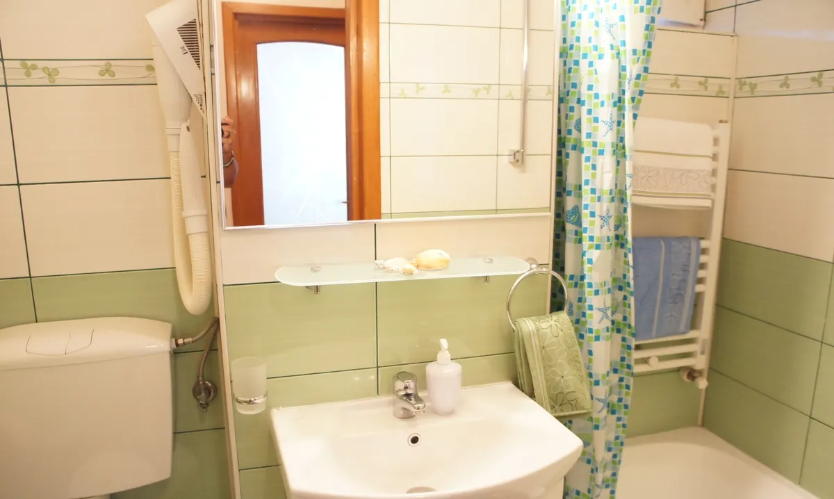Calea Victoriei langa Ateneu apartament 2 camere mobilat modern