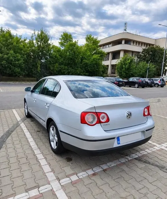 Volkswagen Passat B6 2 0 TDI 140 CP cod motor BMP 2 350 eur