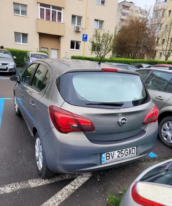 Opel Corsa E 2015 5 500 eur