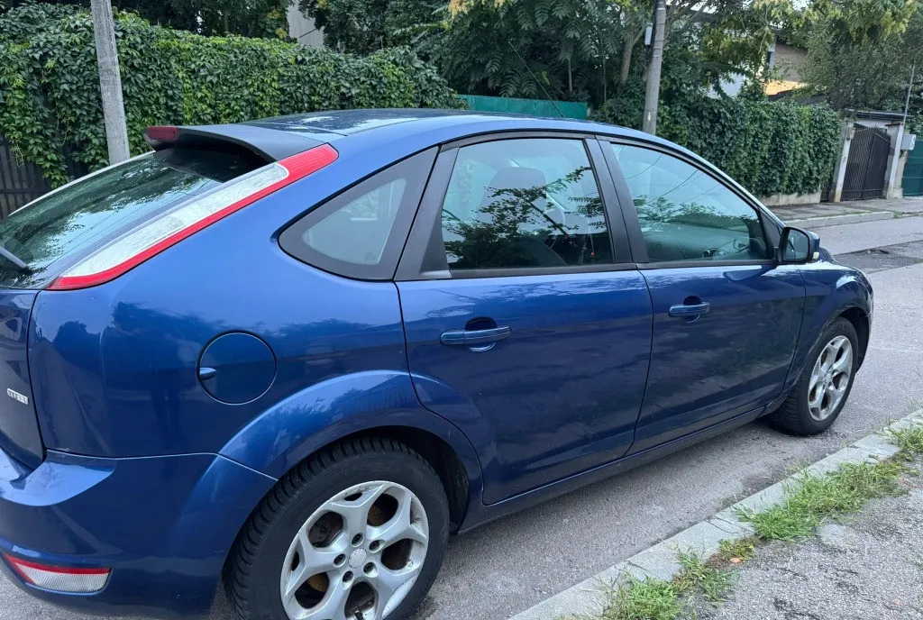 Ford Focus 2 Facelift 2009 Hatchback 2 800 eur