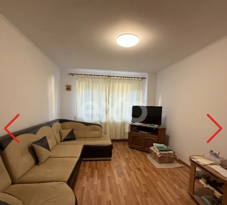 De vanzare apartament 4 camere decomandate central langa