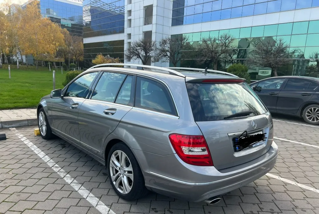 Mercedes Benz C 220 CDI 169000 KM reali cutie manuala 7 900 eur