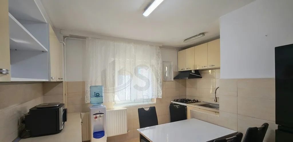 Apartament 4 camere decomandat Rond Alba Iulia mobilat
